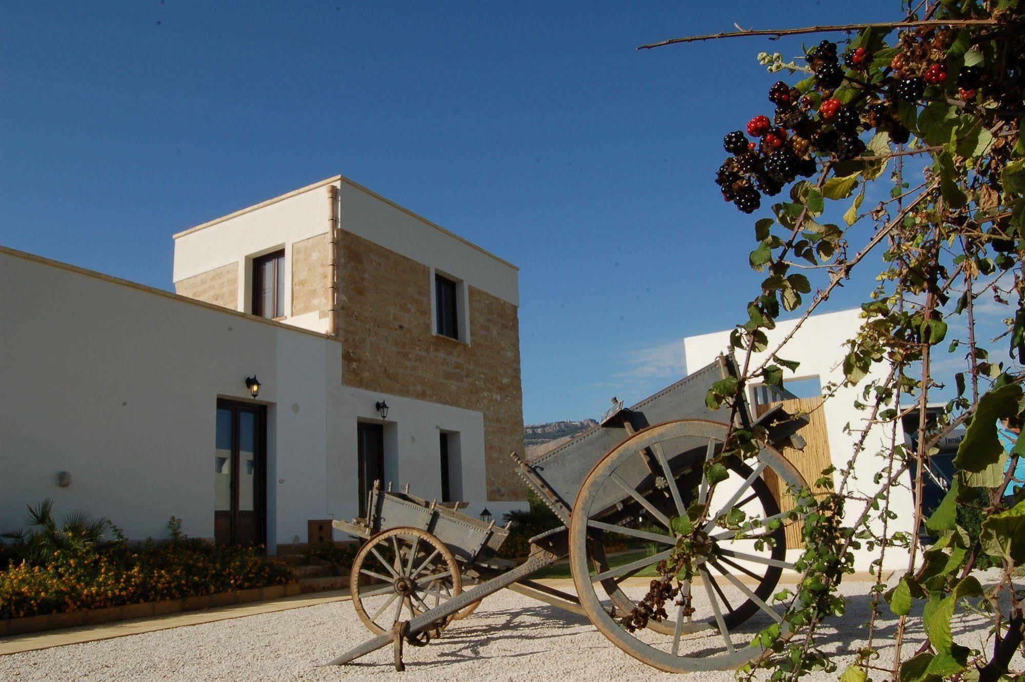 Agriturismo La Concordia Valderice Exterior photo